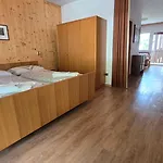 Bernard Sas * Canazei