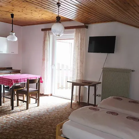 Bernard Sas Dom wakacyjny Canazei